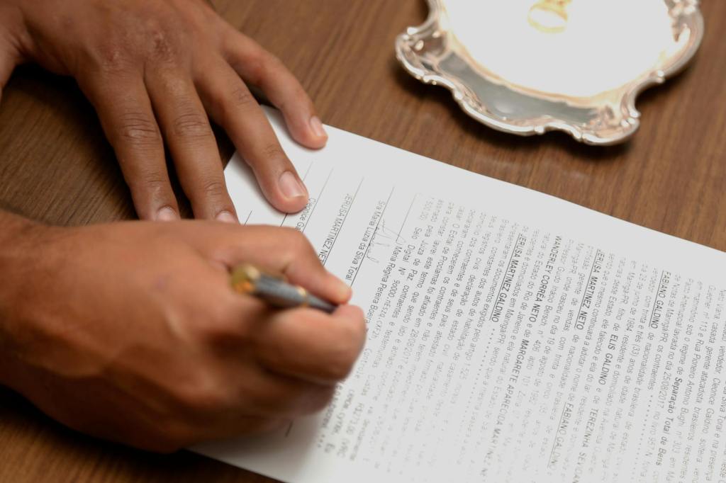 Destaca avances en la escrituración de propiedades en barrios&nbsp;cerrados