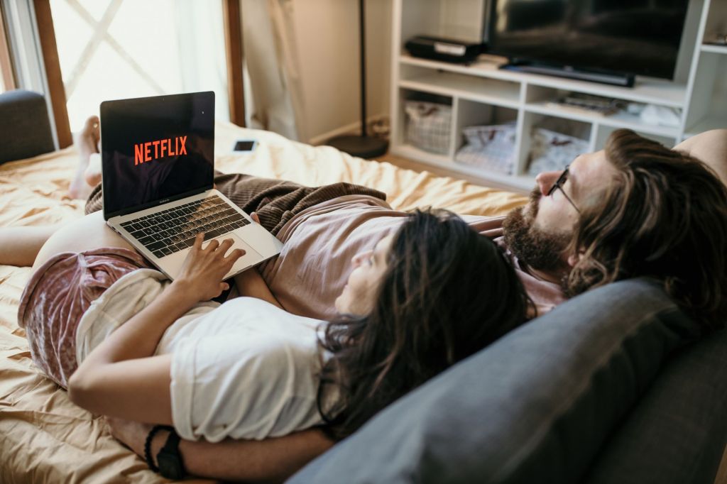 Netflix estrena «Mi brillante carrera», miniserie australiana basada en clásico&nbsp;literario